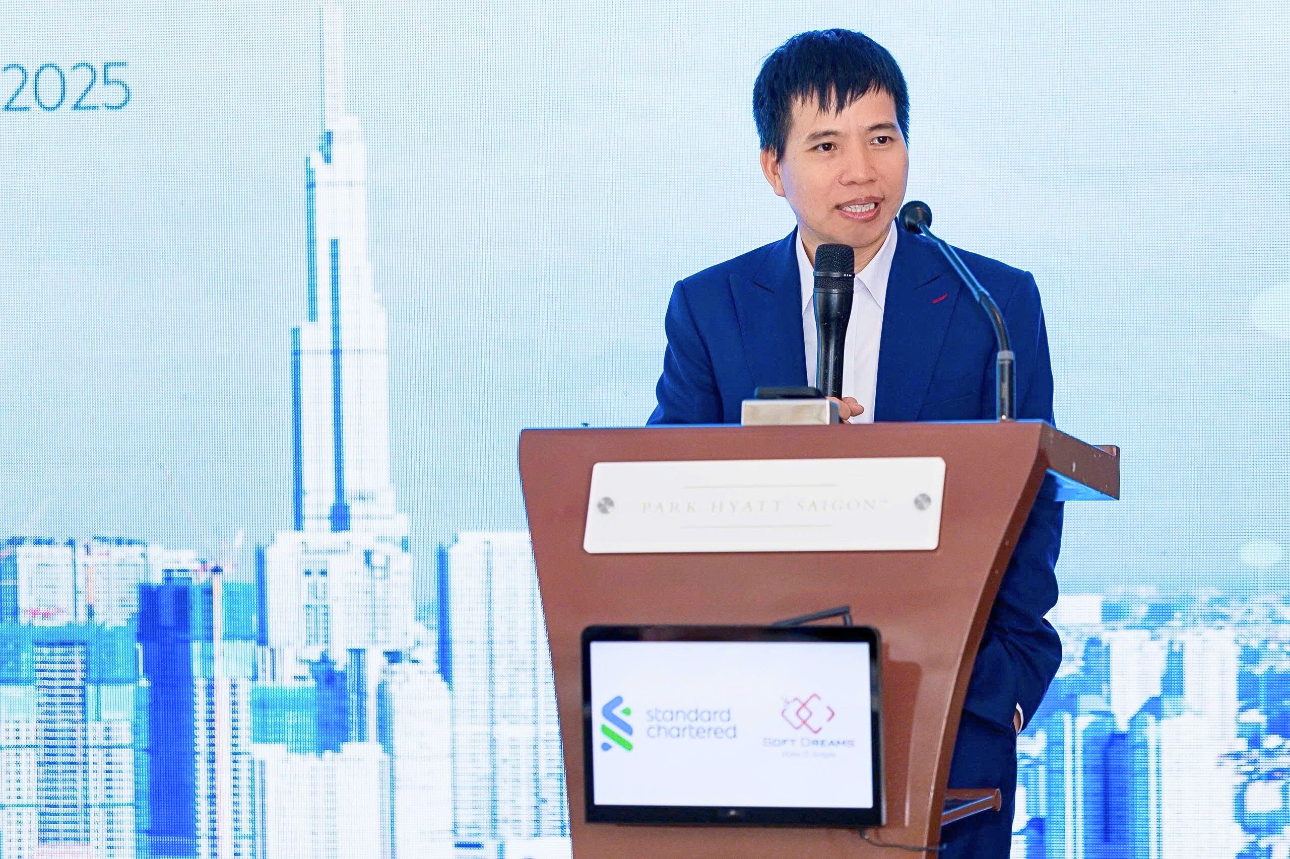 le-cong-bo-hop-tac-giua-softdreams-va-standard-chartered-viet-nam-buoc-tien-moi-cho-doanh-nghiep-so 
