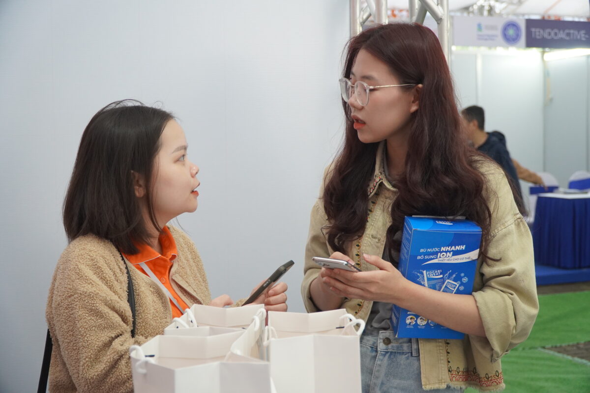 softdreams-ghi-dau-an-tai-standard-chartered-marathon-viet-nam-2025 