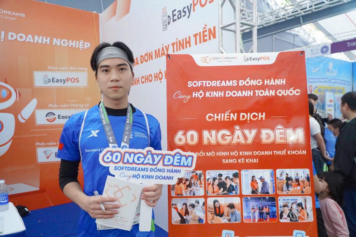 softdreams-ghi-dau-an-tai-standard-chartered-marathon-viet-nam-2025 