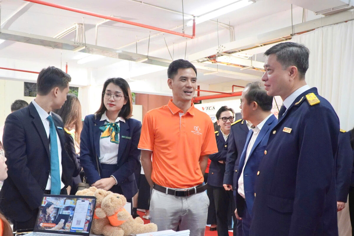 thue-thanh-pho-ha-noi-va-softdreams-dong-hanh-cung-ho-kinh-doanh-chuyen-doi-ke-khai-thue-va-phat-trien-thanh-doanh-nghiep
